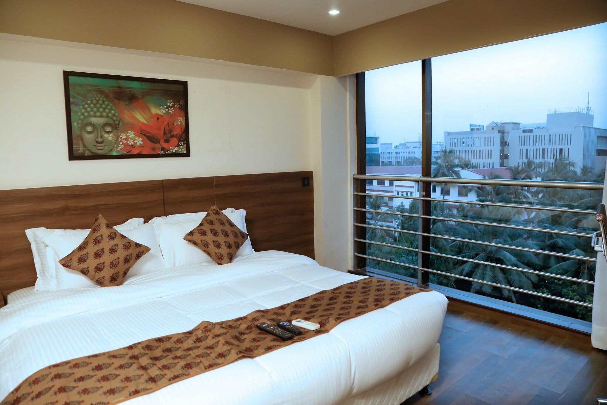 Hotel Mumbai House Andheri East, Mumbai Bagian luar foto