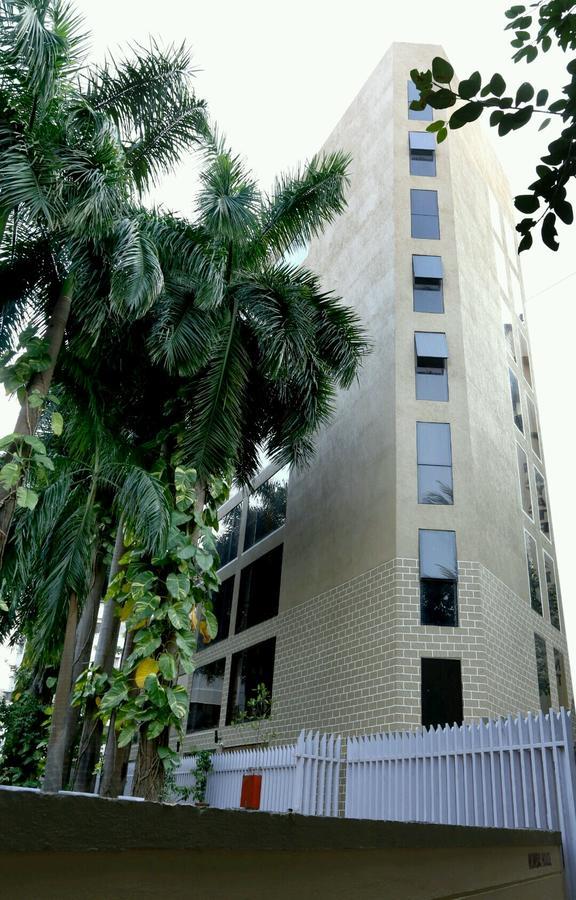 Hotel Mumbai House Andheri East, Mumbai Bagian luar foto
