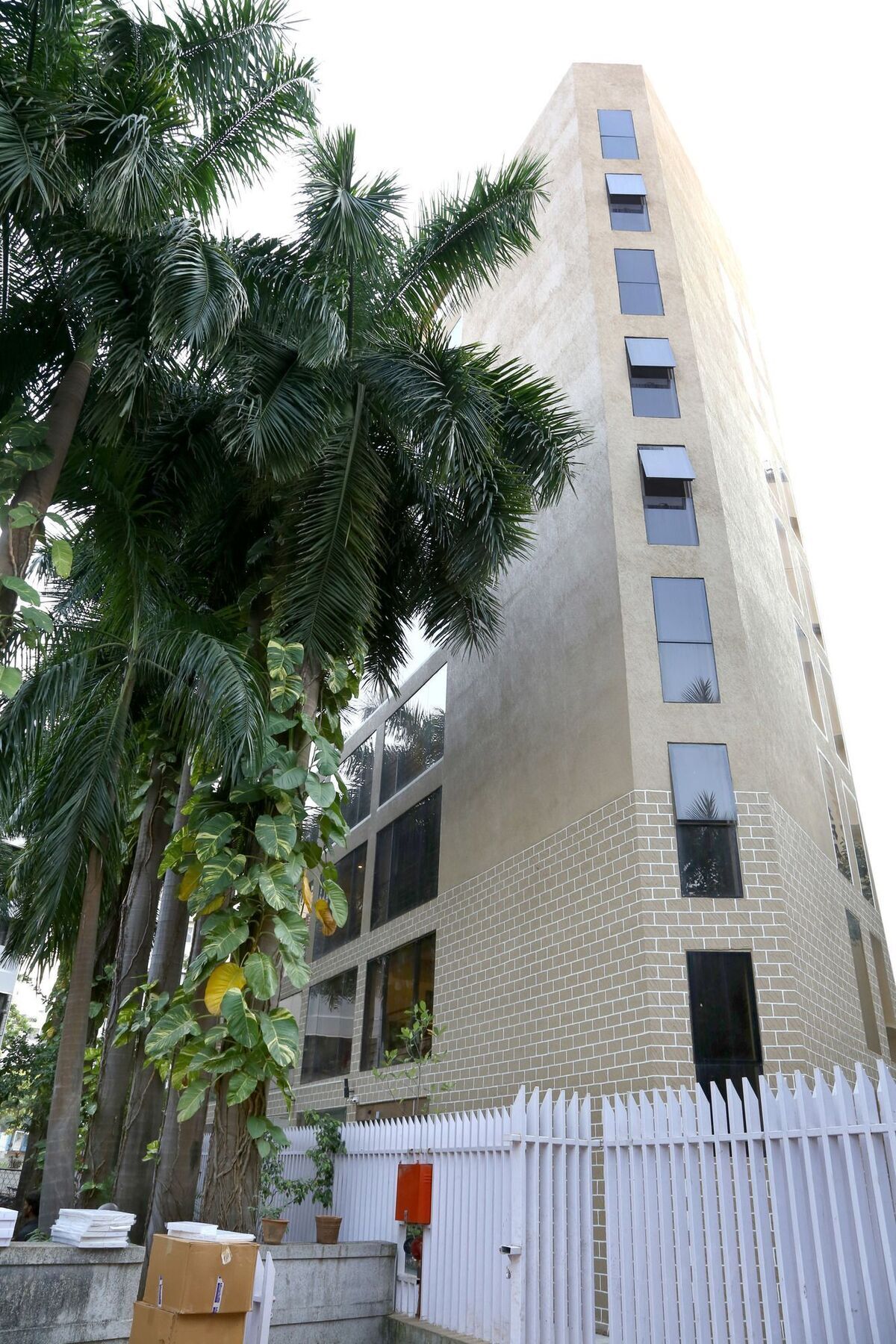Hotel Mumbai House Andheri East, Mumbai Bagian luar foto